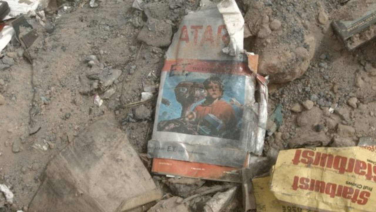 Game|Life - Excavating the Atari E.T. Video Game Burial Site