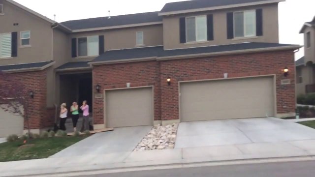 Toilette de chantier qui s'envole! Enorme...