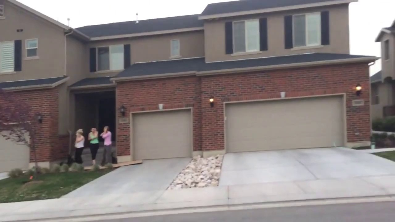 Toilette de chantier qui s'envole! Enorme...