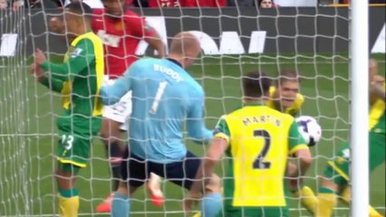 Juan Mata Scores 2 Goals vs Norwich City - 260414