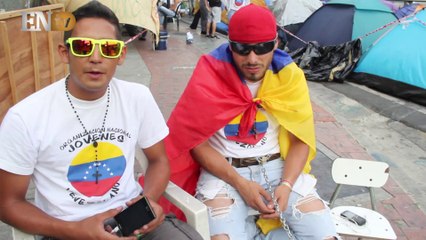 Estudiantes se encadenan en Altamira