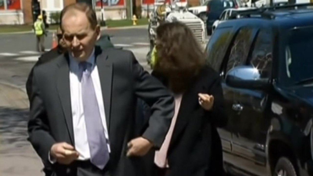 Singer Paul Simon and wife in court after shoving spat