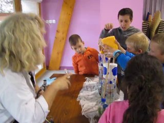 Bury : Les enfants du centre de loisirs se transforment en petits scientifiques