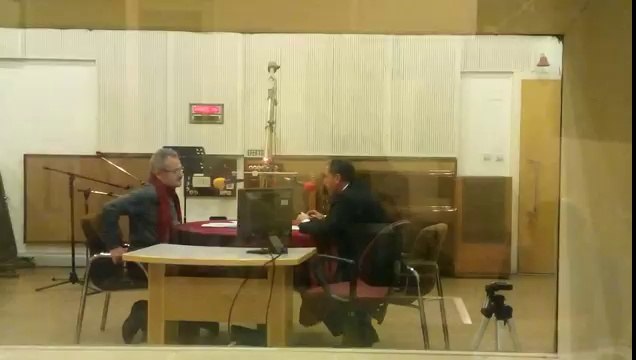 TRT RADYO 1 SÖZ MECLİSTEN DIŞARI PROGRAMINDA ANNEME YAZDIĞIM ŞİİRİ OKUDUM (06 MART 2014)