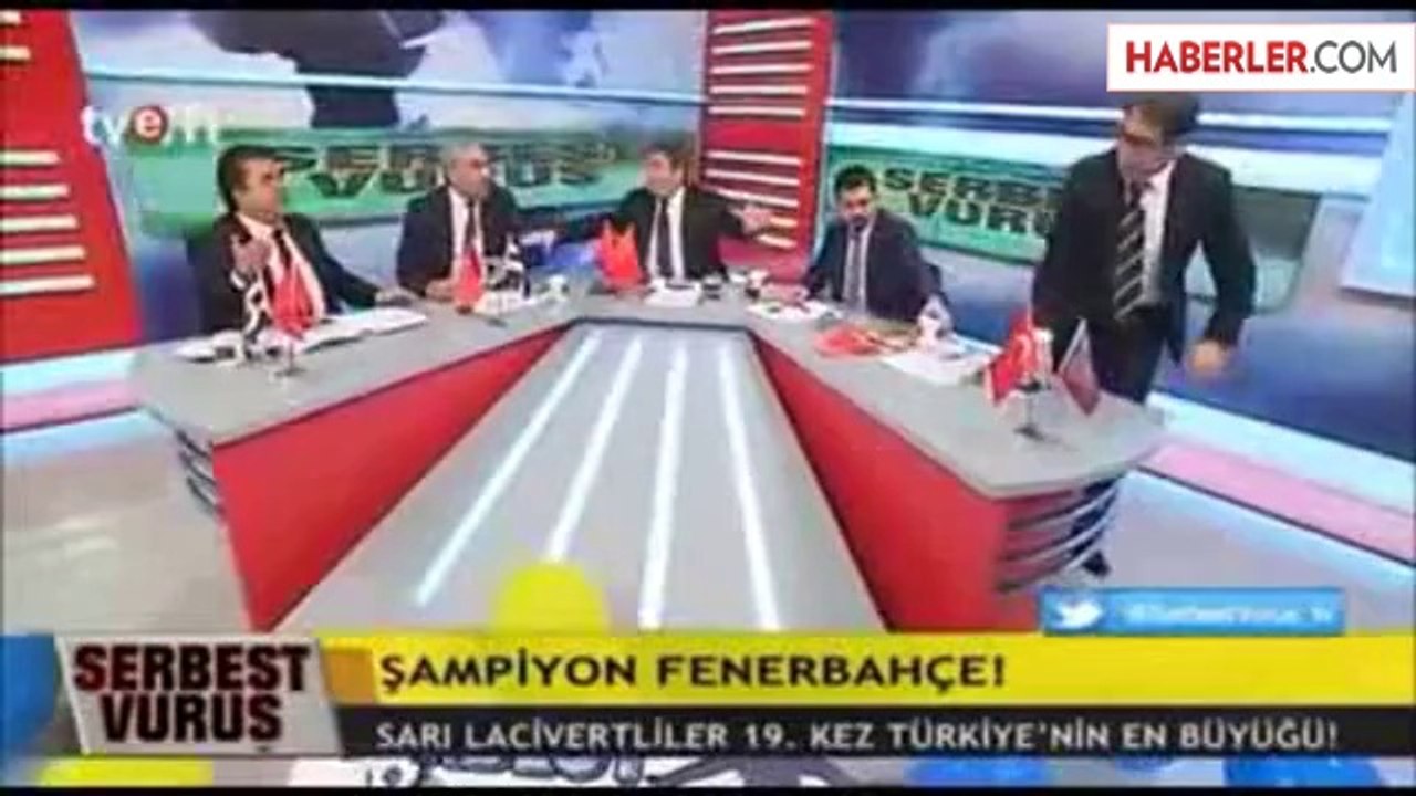 Futbol Programında Küfür Rezaleti!