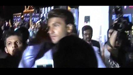 Ranveer Singh's Nautanki on IIFA red Carpet