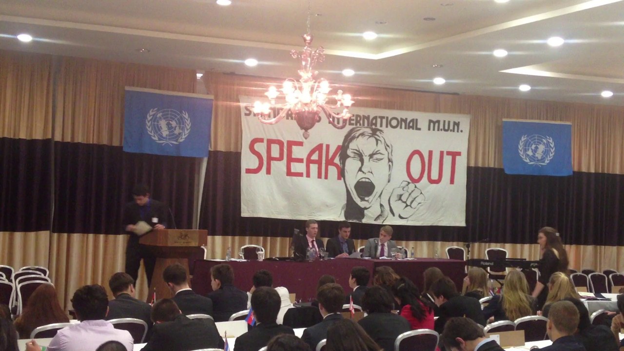 St. Andrews Model United Nations 2014 Konferansı’na katılan öğrencilerimizden Ege Gölcük'ün Delege Konuşması.