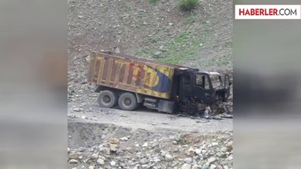 Teröristler Karakol İnşaatına Kum Taşıyan İki Kamyonu Yaktı