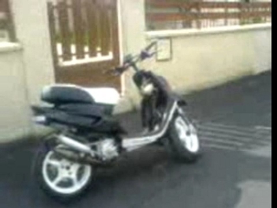 Avec l'Aerox R