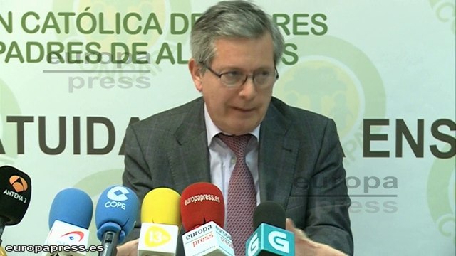 Concapa pide ayudas para el gasto en libros de texto