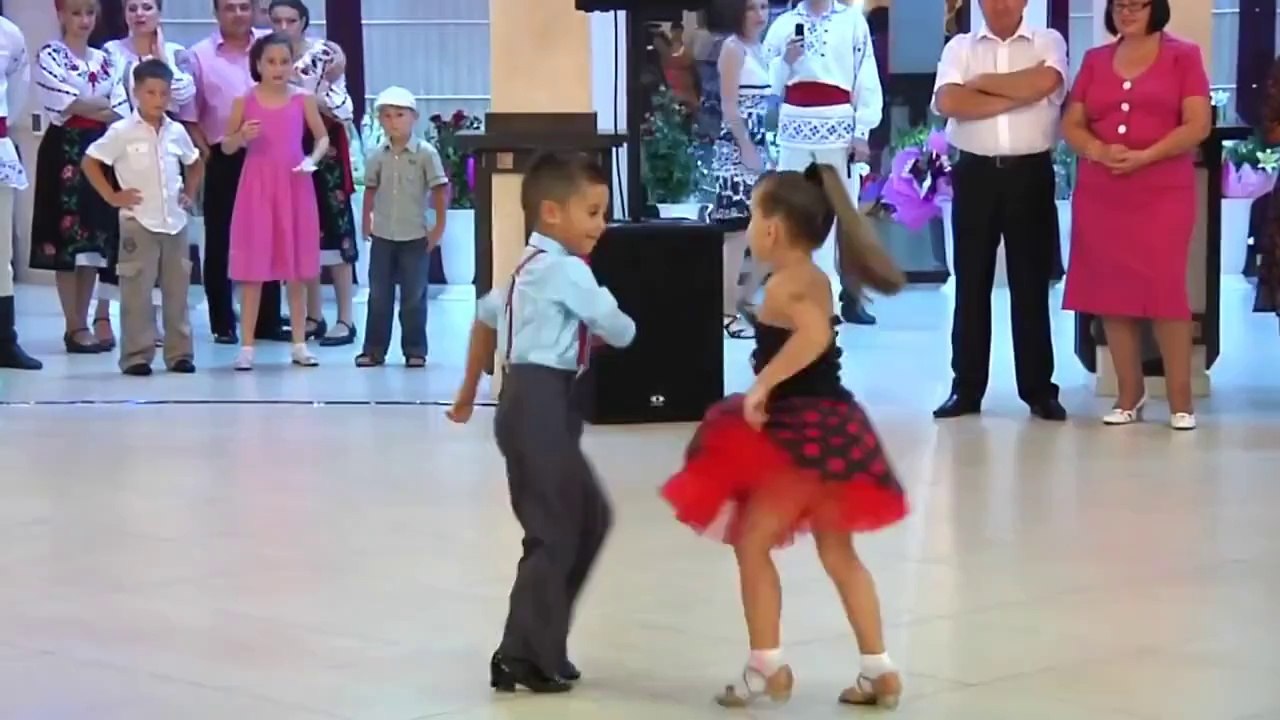 Kids Super Dance