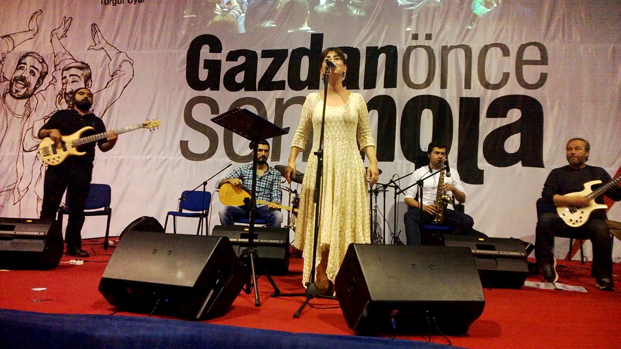 İLKAY AKKYA  KURTLUŞ YOK TEK BAŞINA YA HEP BERABER