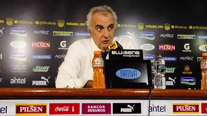 Conferencia  de Jorge Fossati tras la victoria clásica