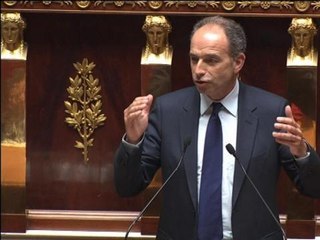 Copé moque la "Valls-mania" et une "illusion d'optique" - 29/04