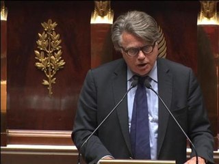 Collard: "Votre pacte fait la guerre aux petits" - 29/04