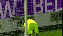 Olanda, carambola-gol del portiere