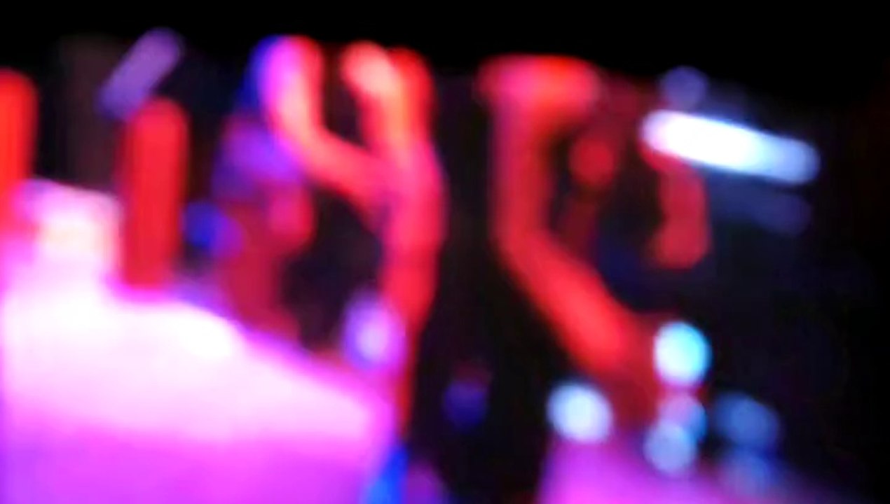 Maria del Carmen Dongo  A GOLPE DE TIERRA