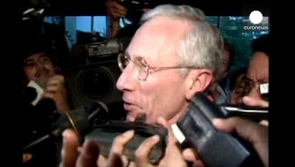 Fed stimulus cuts expected to continue, Fischer on course to replace Yellen