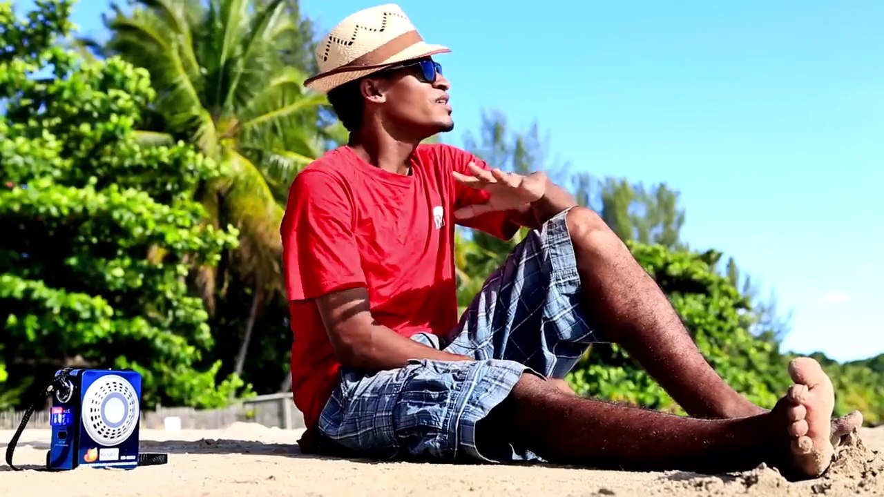 MANAFONAY  -  Fa tsy anjara  (gasy - malagasy)