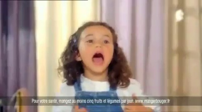 Street Fighter's Ken Attacks Advert Purée Mousline (Video)