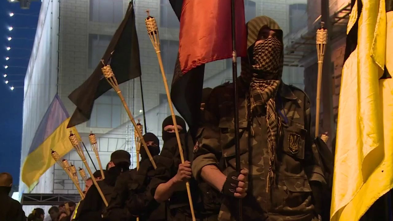 Clashes break out near Independence Square in Kiev