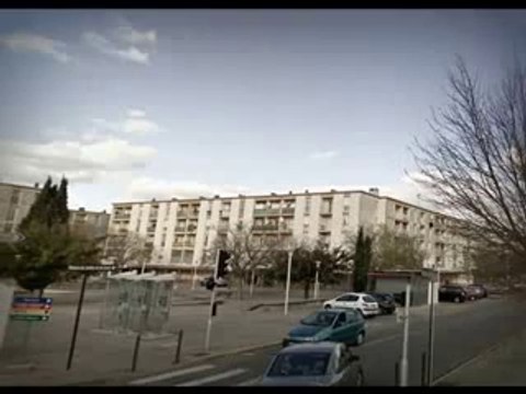 Arles (13) : visite de la cité Griffeuille