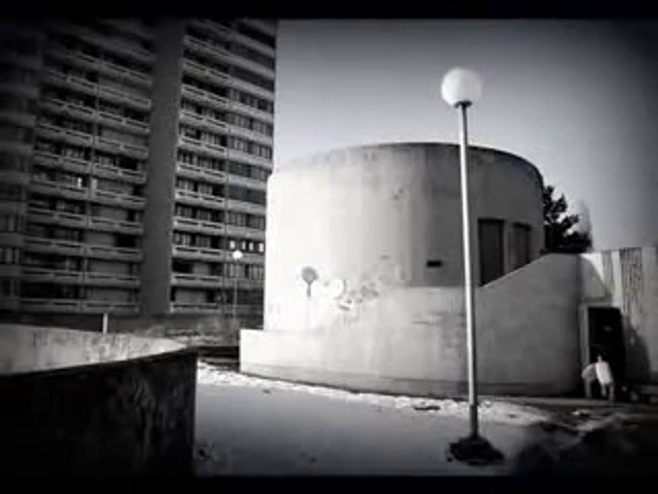 Bagnolet (93) : visite de la cité "La Capsulerie"