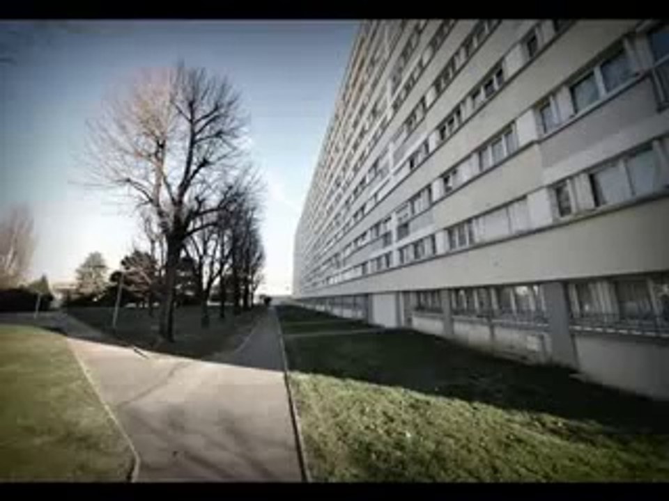 Bondy (93) : visite de la cité "Blanqui"