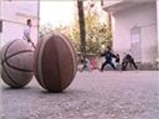 كرة سلة نسائية بمخيم برج البراجنة