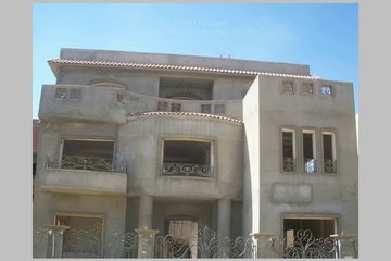 فيلا نصف تشطيب للبيع بالنرجس 7 القاهرة الجديدة