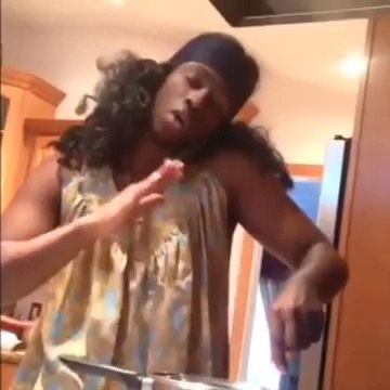 When you overhear your parents talking about you - funny2funnys