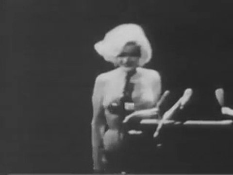 Marilyn Monroe canta Happy birthday al Presidente Kennedy