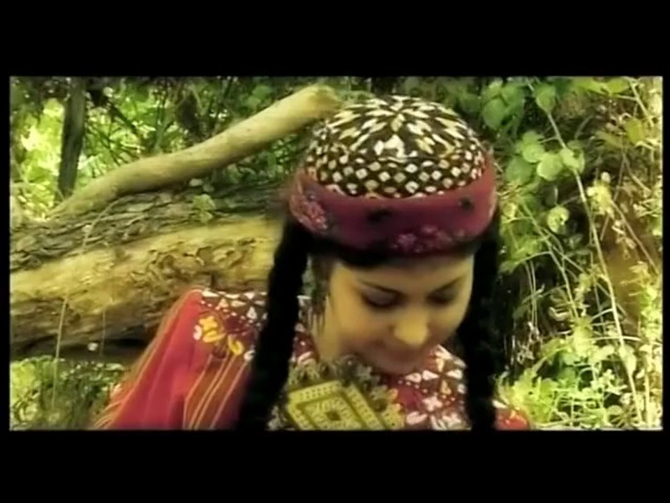 Elimde yağlığım yelpazelendi (Türkmenistan) (yağlık=mendil)