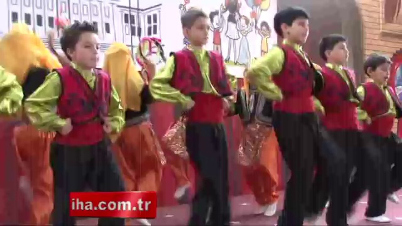 Ahmet Şimşek Koleji' nde 23 Nisan Ulusal Egemenlik ve Çocuk Bayramı Kutlamaları