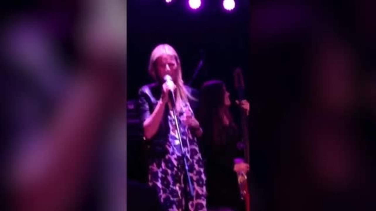 Gwyneth paltrow singt country-songs in hollywood