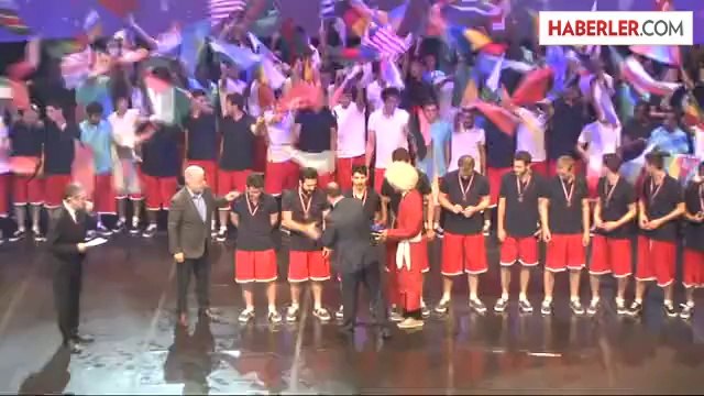 Baran Uluslararası Öğrenci ve Kültür Federasyonu Tarafından Düzenlenen, 101 Farklı Ülkeden 3500...