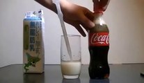 Ecco Cosa Succede a Mischiare Latte e Coca Cola