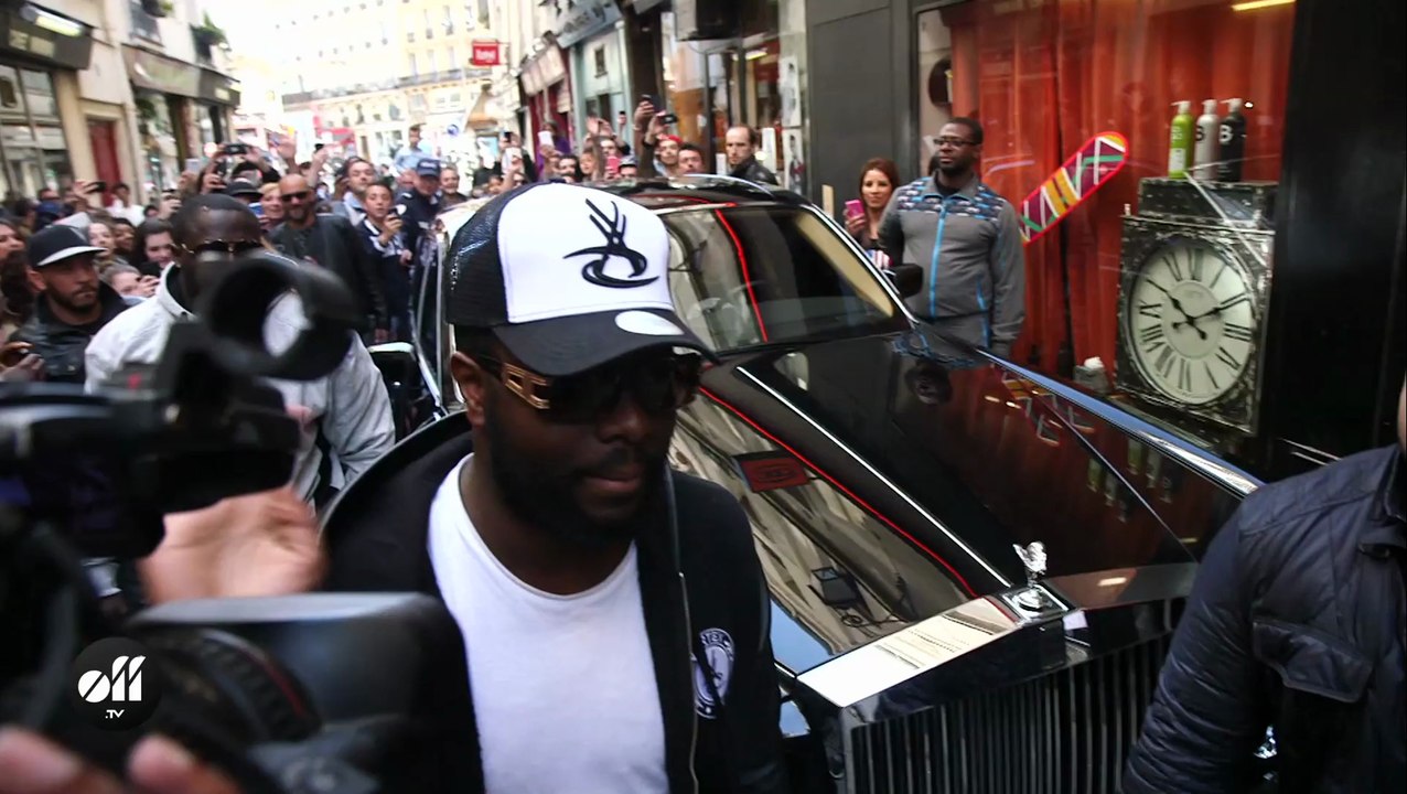 Maître Gims à l'inauguration de la boutique Vortex
