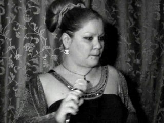 DOS GARDENIAS:"LIUBA LA DIVA"