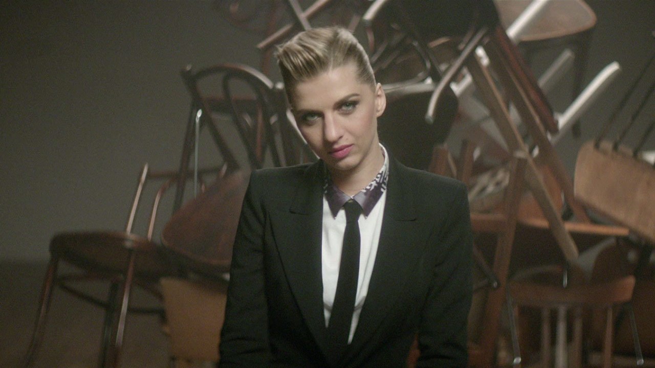 Amandine Bourgeois - Ma Gueule (Clip Officiel)