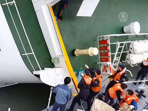 Школьники с парома оправляются после трагедии