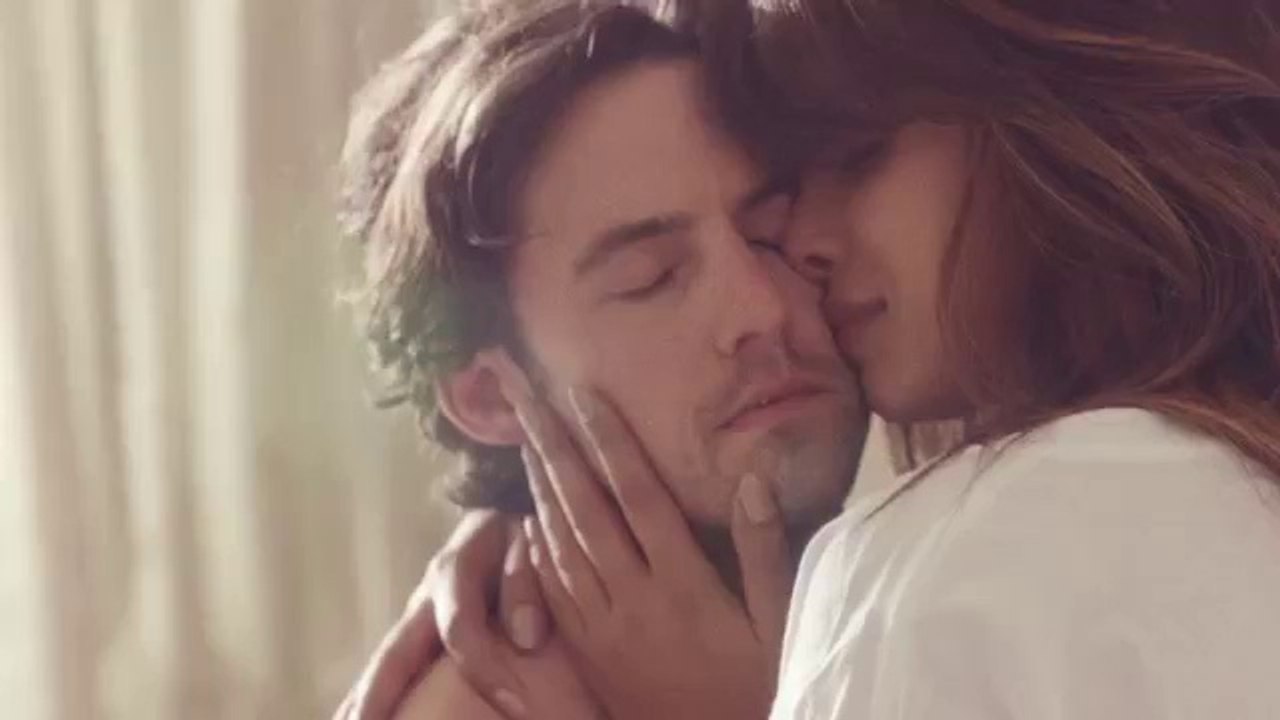 Priyanka Chopra - I Can't Make You Love Me (MR47AA)