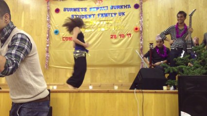 Beautiful Uk Girl Dance with Dhinka Chika + Jalebi Bai