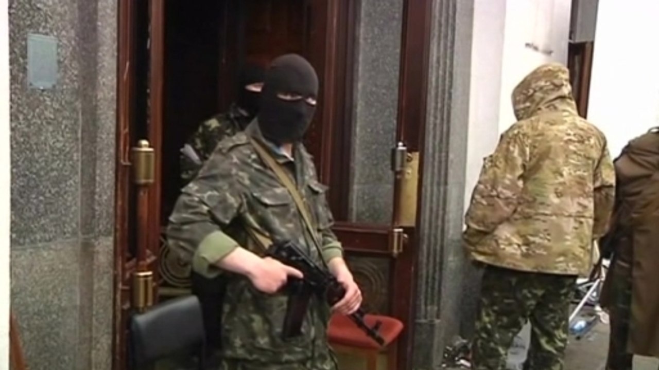 Luhansk joins Slaviansk under separatists' control