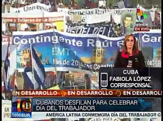 Cientos de miles desfilan en Cuba para celebrar el Día del trabajo