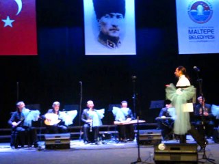 İLTER BURAK -GÖZÜMDE CANLANIR KOSKOCA MAZİ (Dilek Taşı)