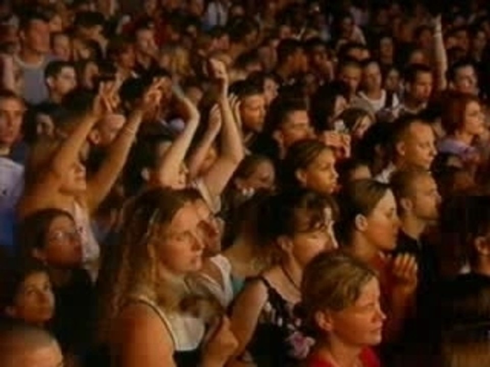 Sarah (Live @ NRJ Back To School)