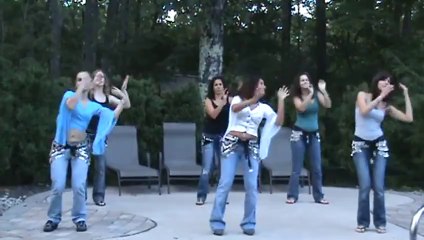 Girls Dance on Kaliyon Ka Chaman Song