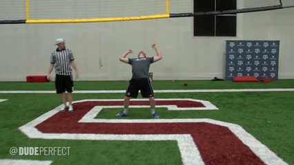 Download Video: Les rois du Trick Shot sentrainent : en mode NFL