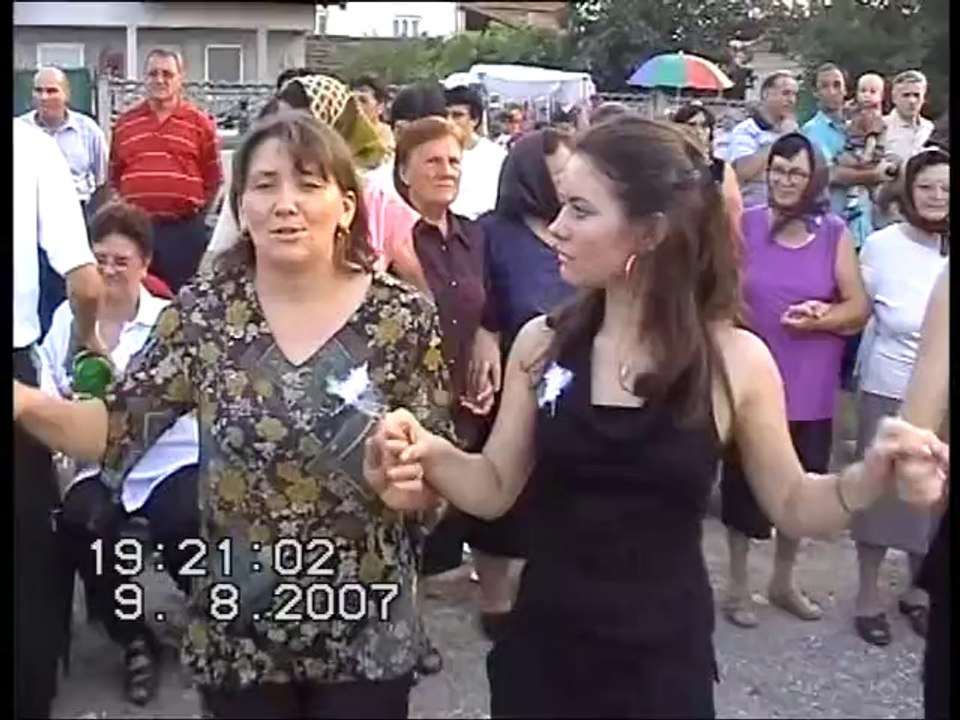 SHOCKY BAND (PRAVA STVAR) - DEO SA SVADBE MALA VRBICA 2007... DANC KOLO